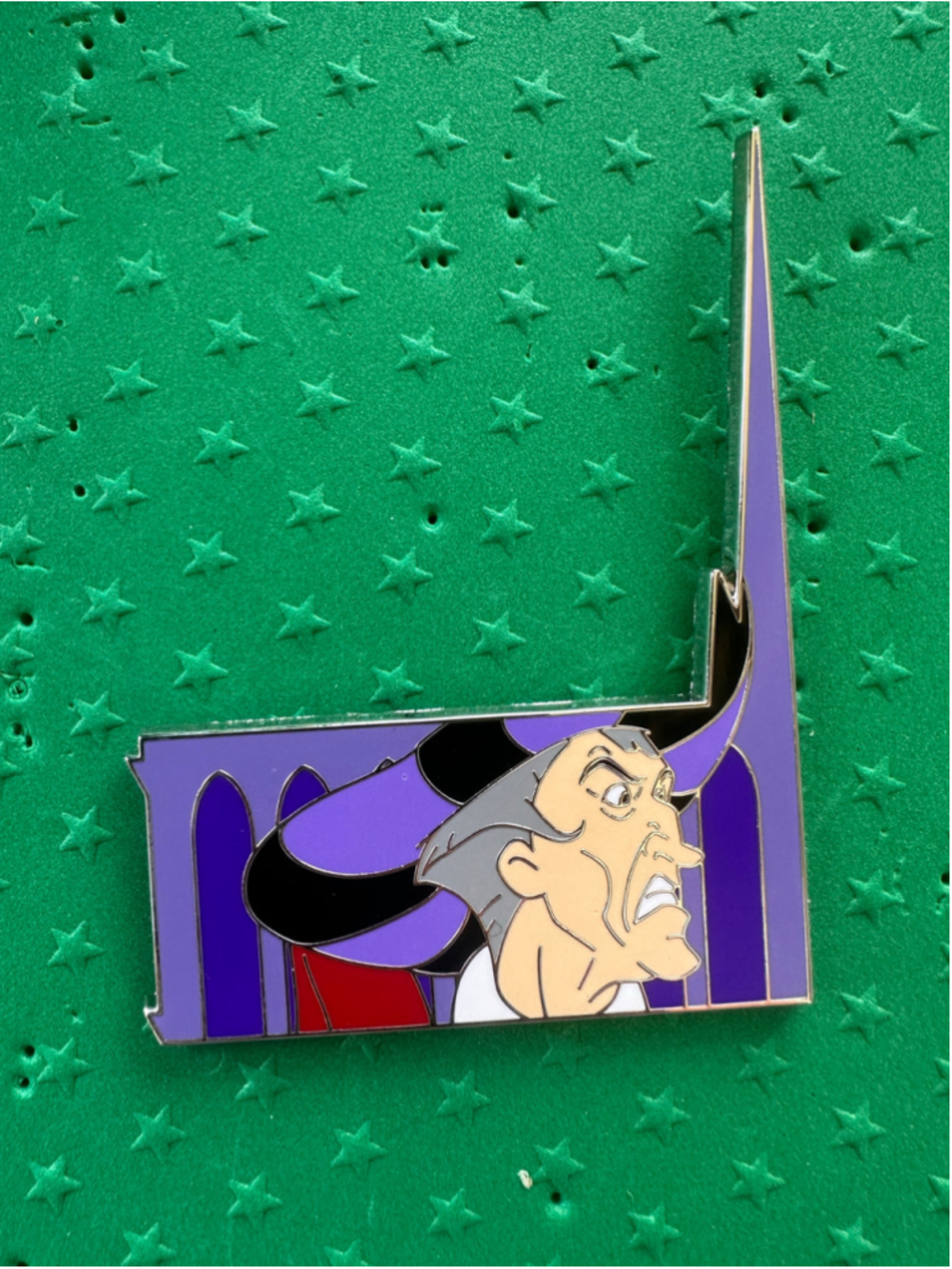 Disney Hunchback of Notre Dame 30th Anniversary Mystery Set Claude Frollo LR Pin